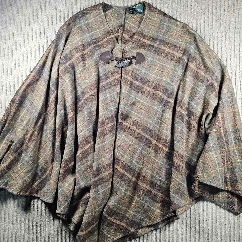 Lauren Ralph Lauren 100% Wool Poncho L/XL Tartan Plaid Cape Beautiful Old Money - Picture 1 of 10
